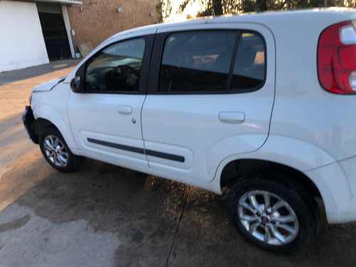 Imagen 22 de 25 de Fiat Uno 1.4 8v