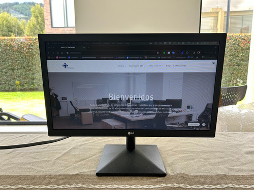 Monitor LG 20  Hd Con Entrada De Video Hdmi Y Vga