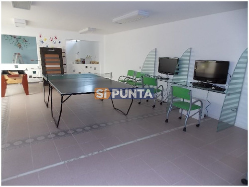 Imagen 11 de 12 de Apartamento En Playa Mansa