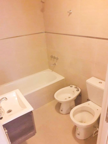 Imagen 9 de 9 de Venta Departamento Lanús Este Monoambiente En Planta Baja Al Frente - Financiación Directa!