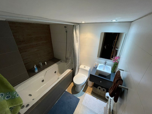 En Venta, Espectacular Loft De 100 M2, Sector Aduana, Valpo.