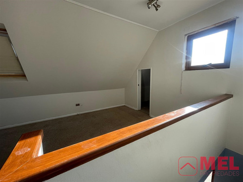 Casa En Venta De 4 Dorm. En Colina