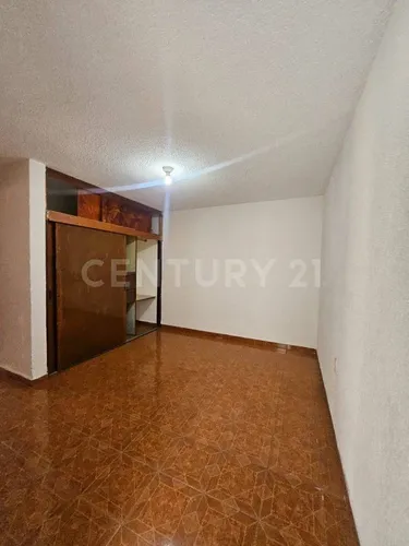 Casa En Venta Con Uso De Suelo Mixto En Boulevares, Lomas Verdes, Naucalpan