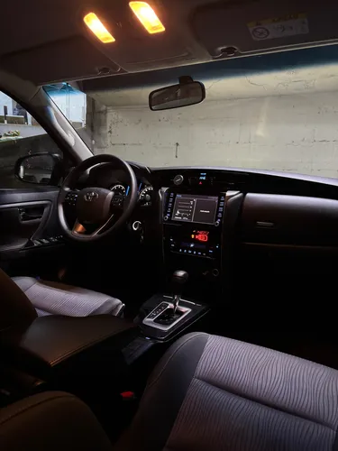 Toyota Fortuner 2.7l