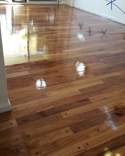 Imagen 7 de 10 de Pulido Plastificado Hidrolaqueado De Pisos De Madera