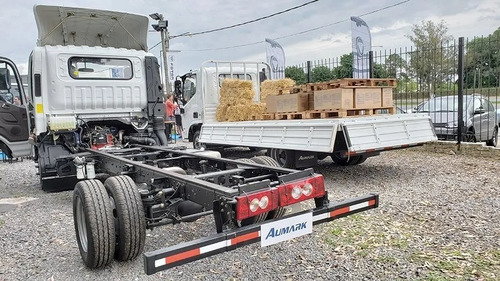 Imagen 9 de 15 de Foton Aumark S3 815