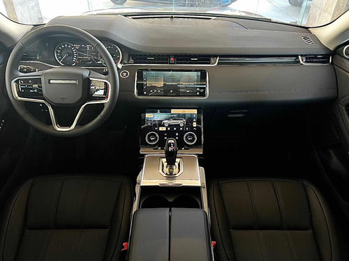 Imagen 16 de 21 de Land Rover Range Rover Evoque New Model P300e Hibrida