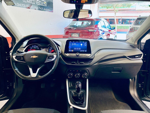 Chevrolet Onix ONIX SEDAN Plus LT 1.0 12V Flex 4p Mec.