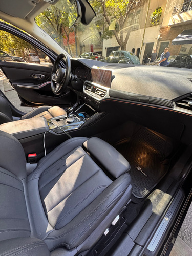 BMW Serie 3 3.0 330i Sedan Sport Line 252cv