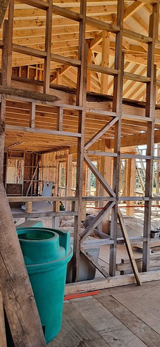Oportunidad De Inversión - Parcela Con Casa En Construcción