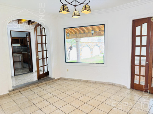 Casa En Fraccionamiento Lomas De Atzingo