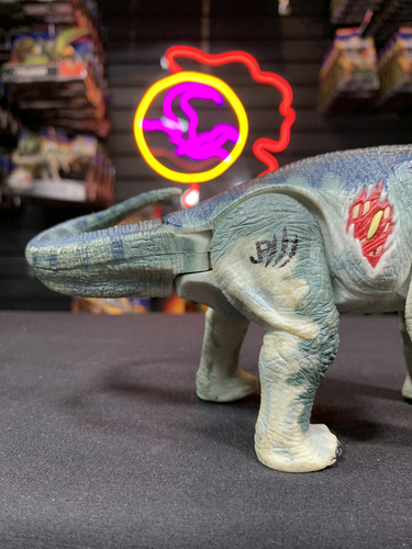 Jurassic Park 3 Re-ak A-tak Brachiosaurus Hasbro 2001 B (Usado)