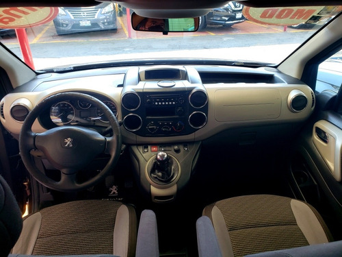 Imagen 12 de 13 de Peugeot Partner Tepee 2014 1.6 Outdoor Mt