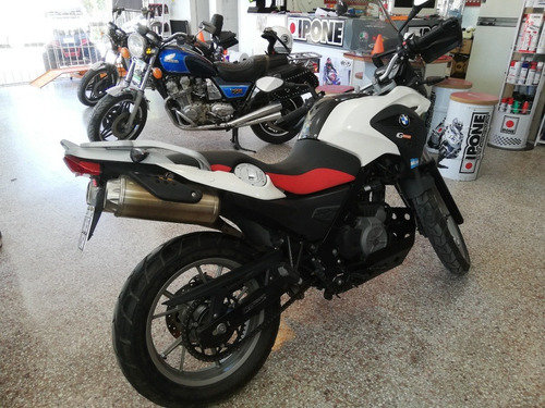 Moto Bmw 650 Gs Modelo 2012 Muy Equipada Con Accesorios