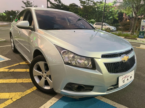 Imagem 5 de 14 de Chevrolet Cruze 1.8 Lt 16v Sedan