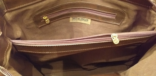 Cartera Mc Taylor - Bolso De Mano Usada Una Vez Marrón Claro Logotipo Oro No Tiene Correa (Usado)