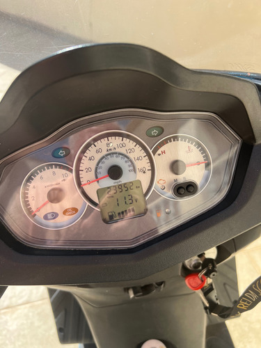 Moto Citycom 300 Em Excelente Estado De Conservação