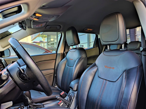Imagem 8 de 11 de Fiat Toro 2.0 Tdi Volcano Auto 4wd