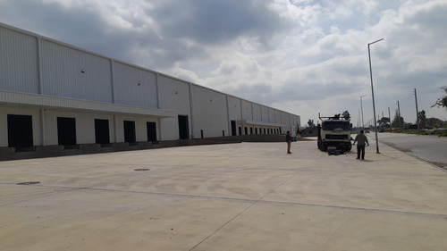 Nave Industrial 1200 M² A Estrenar - Parque Industrial Reconquista - Trujui - Moreno