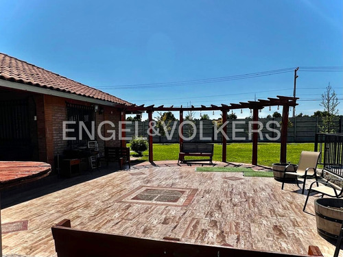 Casa En Venta Estilo Chileno En Hermosa Parcela , Rengo