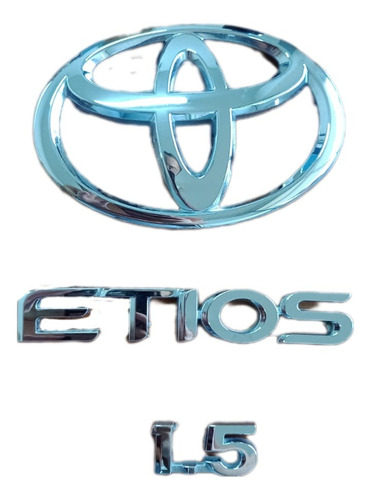 Juego De Insignias Toyota Etios 1.5