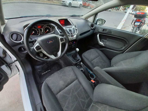 Ford Fiesta Kinetic Desing Titanium 2013 72milkm Borsotto