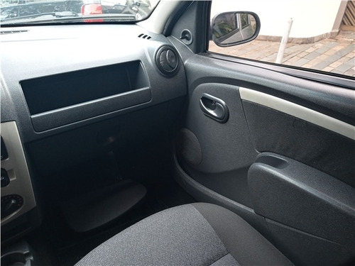 Renault Logan 1.0 Expression 16v Flex 4p Manual