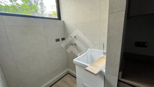 Departamento En Venta De 3 Dorm. En Vitacura