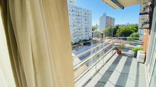 Venta Departamento 3 Dormitorios Servicio- Parque Batlle Montevideo