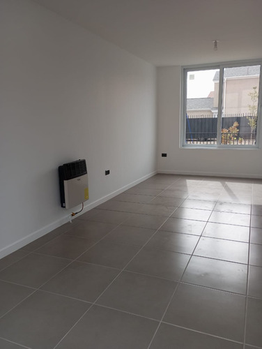Casa Nueva En Arriendo (ggcc Incluido)