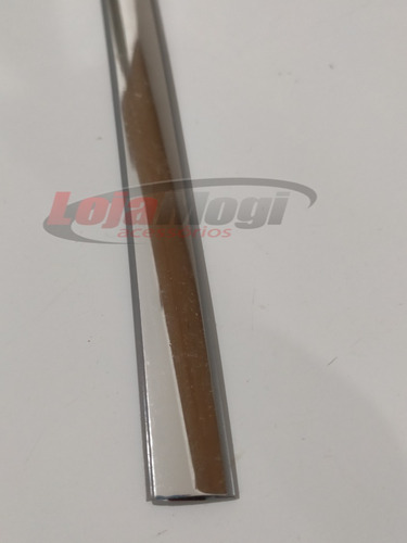 Imagem 2 de 4 de Kit Friso Cromado Base Da Janela Kia Cerato 09 10 11 12 2013
