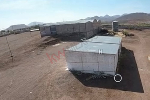 Bodega En Renta De 300 M2 En Carretera Chihuahua - Cuauhtémoc Enseguida De La Unión Ganadera