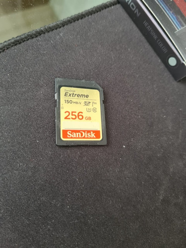 Imagem 3 de 4 de Sd Card Sandisk Extreme 256gb