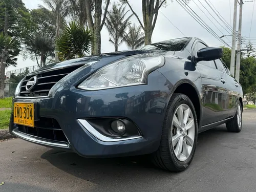 Nissan Versa 1.6 Advance