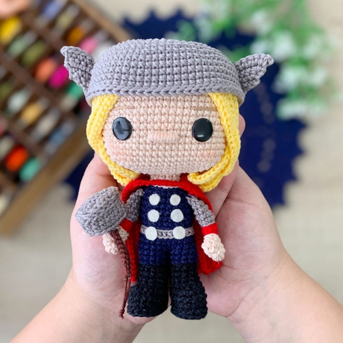 Thor Boneco De Amigurumi Os Vingadores Super-herói
