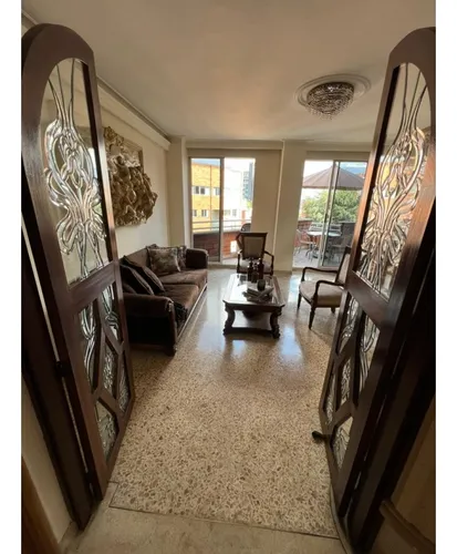 Apartamento A La Venta En Laureles