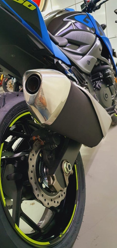 Imagen 12 de 21 de Suzuki Gsx 750, No Honda Cbr, 1000, No Yahaha R1, R6, Jp