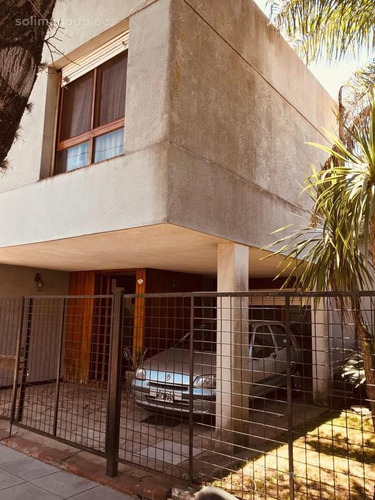 Imagen 2 de 14 de Casa Con Parque De 150mts A Refaccionar En Olivos-golf