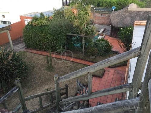 Imagen 13 de 27 de Punta Del Este, Manantiales A 250 Mts Del Mar, Chalet De 3 Dormitorios, Piscina.- Ref: 54142