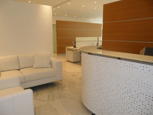 Lujosa Oficina En Venta