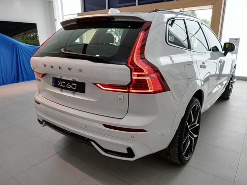 Imagen 4 de 25 de Volvo Xc60 B6 Inscription