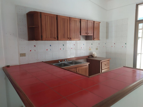 Imagen 7 de 30 de Preciosa Casa En Venta De Playa Ubicada En Chichiriviche /&% 2 3 - 2 4 4 7 1 Kl Rah &%%