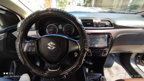 Suzuki Ciaz Color Negro 2018 Semi Full Con Glp