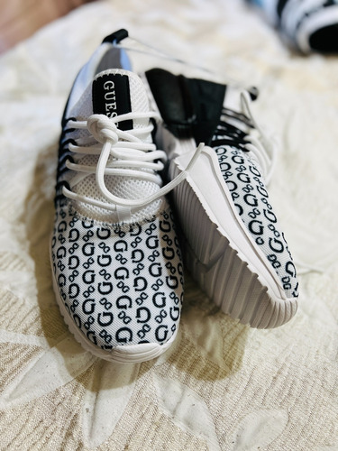 Zapatillas Guess - Originales De Miami - Envío Incluido