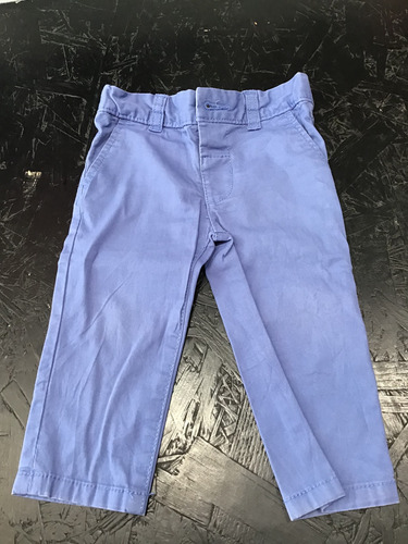 Lote De Pantalones Y Short Para Bebé De 6 A 12 Meses (Usado)
