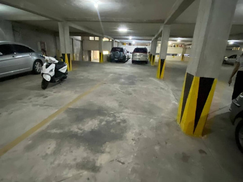 Apartamento En Venta Las Chimeneas Valencia, A Estrenar Con Planta Para Áreas Comunes, Facial Acceso A La Autopista Y Vías Principales. Dapo