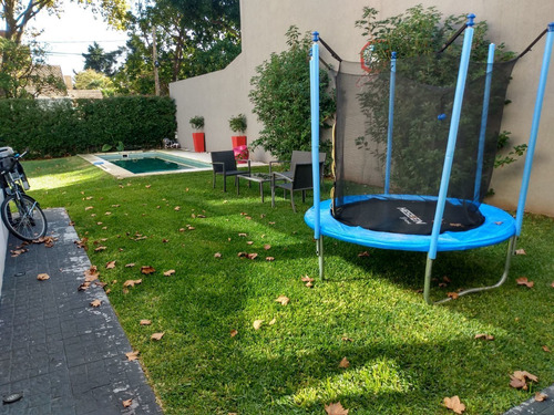 Imagen 10 de 29 de Excelente Casa En La Lucila,7 Ambientes Zona Colegios