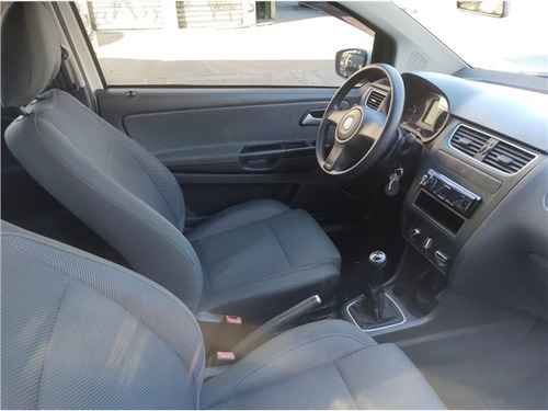 Volkswagen Fox 1.0 Mi Trend 8v Flex 2p Manual
