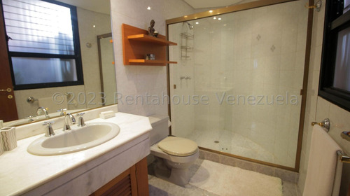 Maravilloso Y Amplio Ph En Venta Con Inmejorable Ubicación Sebucan