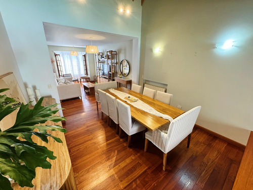 Casa En Venta En Victoria